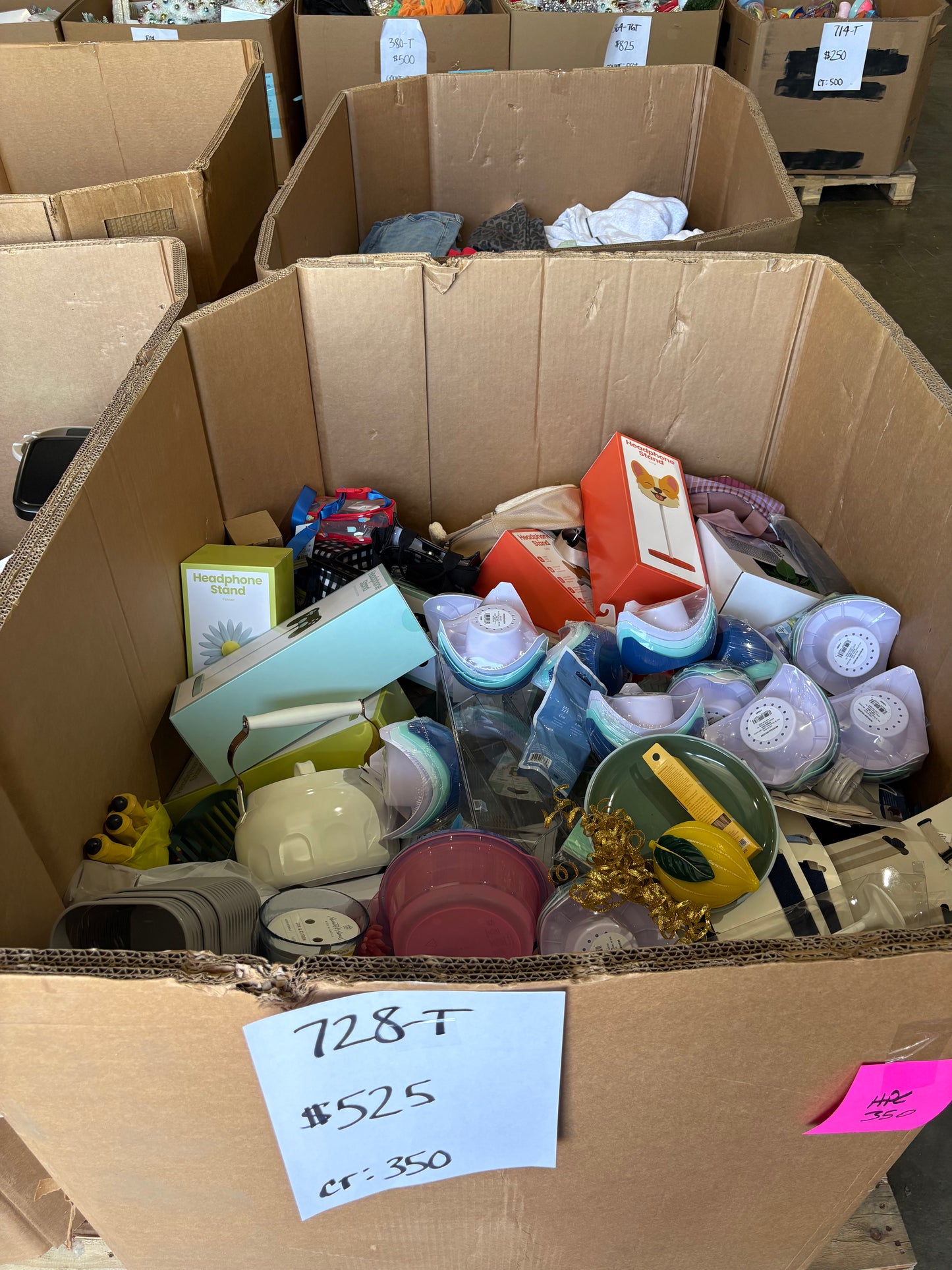 Mixed General Merchandise Pallet – (728-T)