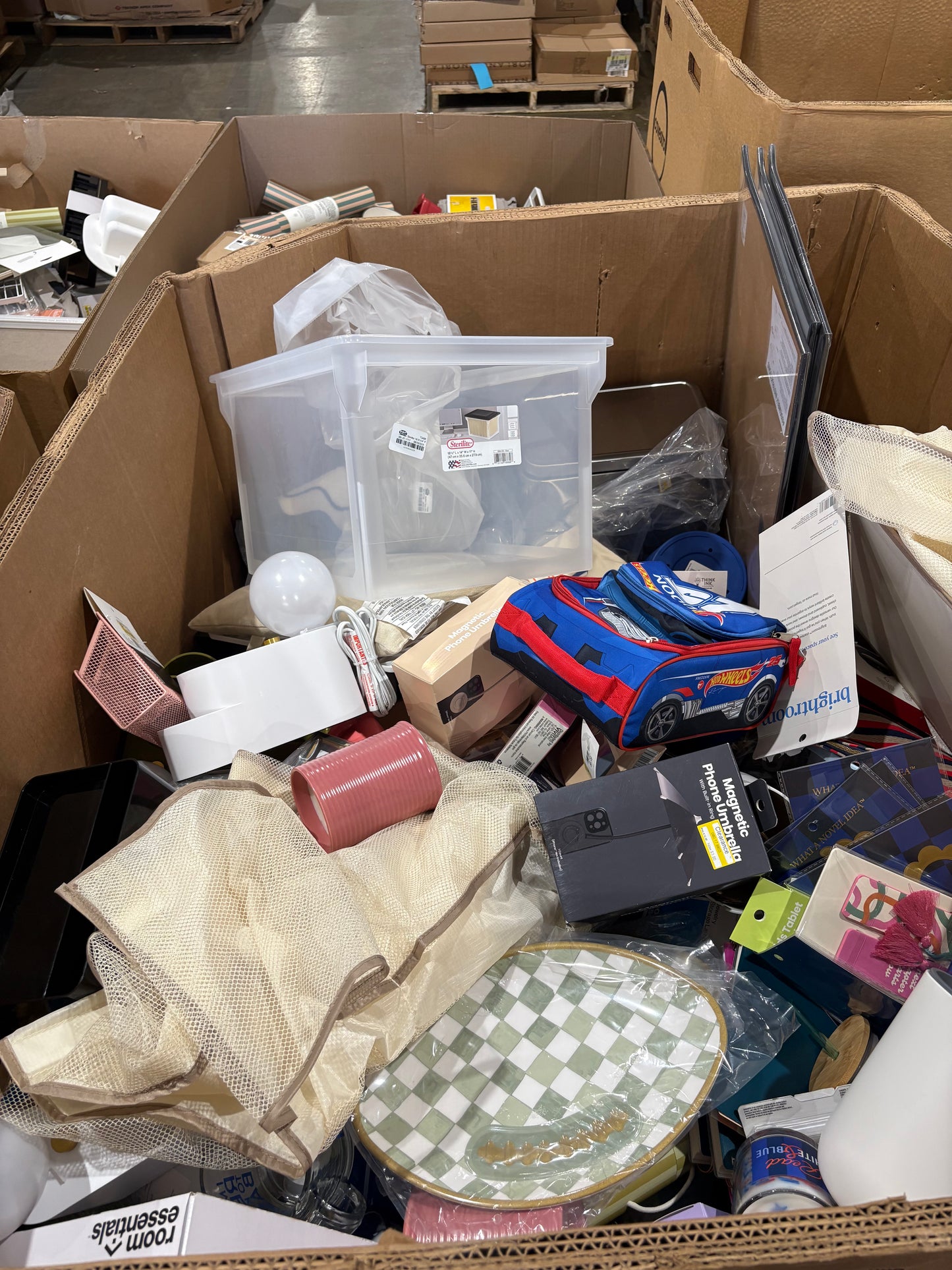 Mixed General Merchandise Pallet – (705-T)