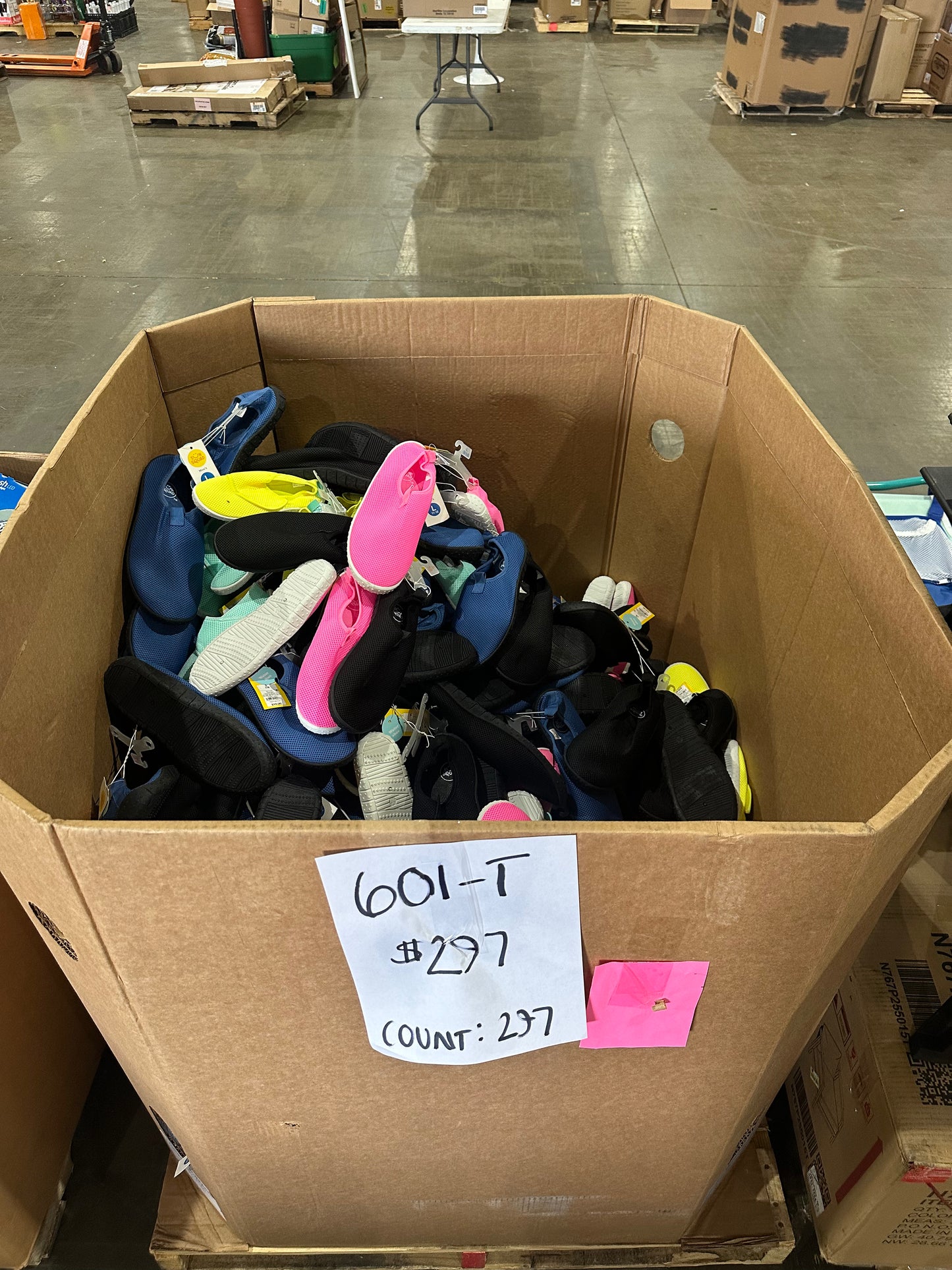 Assorted Water Shoes & Aqua Socks -(601-T)