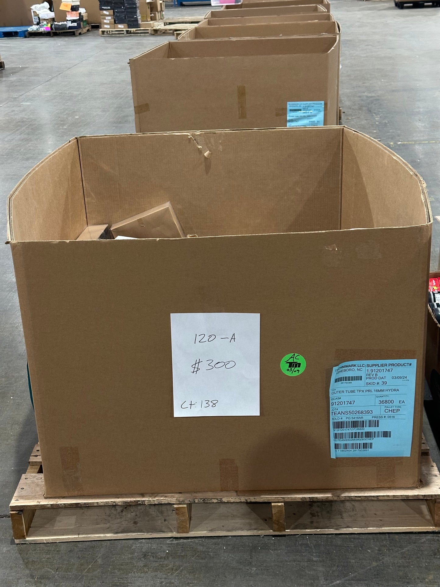 Holiday Home Essentials Pallet - 120-A