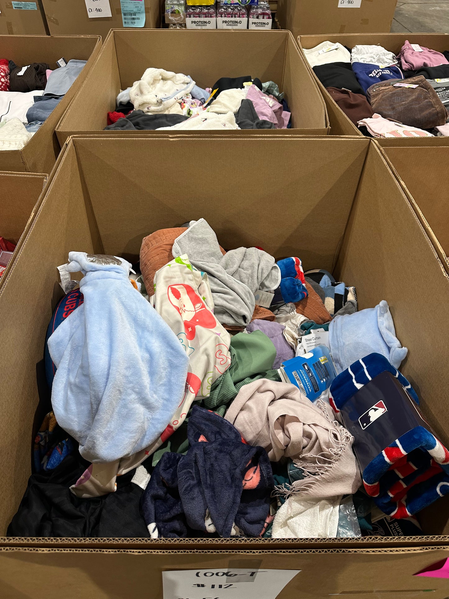 Mixed Textiles & Accessories Pallet – 1006-T