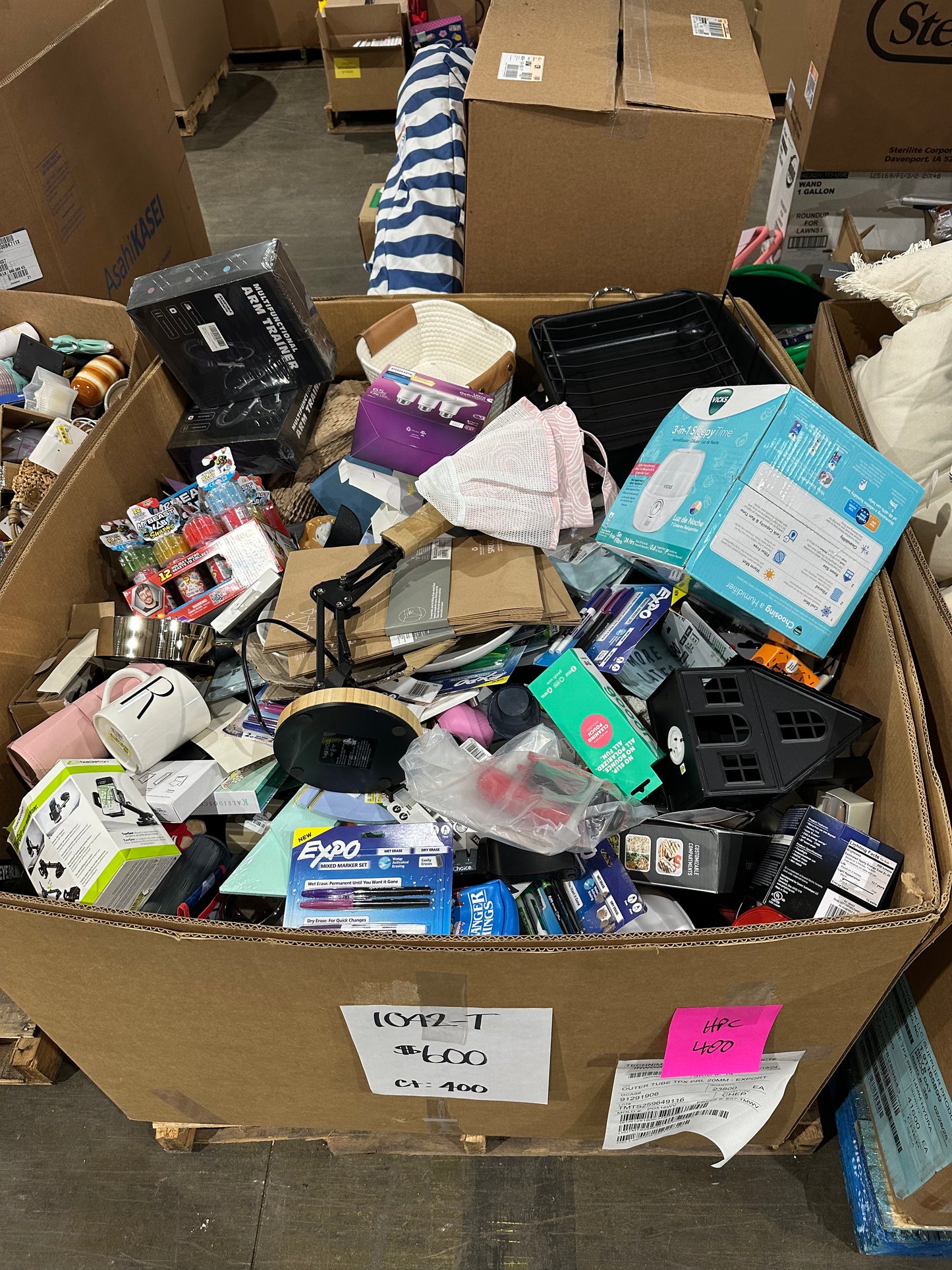 Mixed General Merchandise Pallet – 1042-T