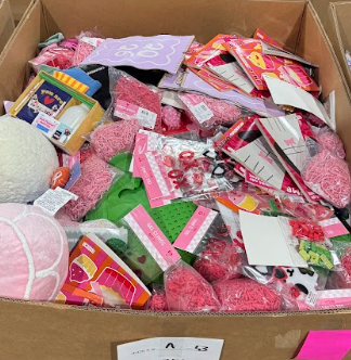 Valentine’s Day Craft & Gift Assortment Pallet A-53