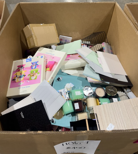 Home Goods & Candles Pallet- 1106-T