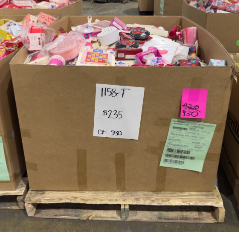 Valentine Party Supplies & Toys Pallet-1158-T
