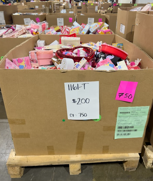 Valentine Party Supplies & Toys Pallet-1161-T $200 SALE