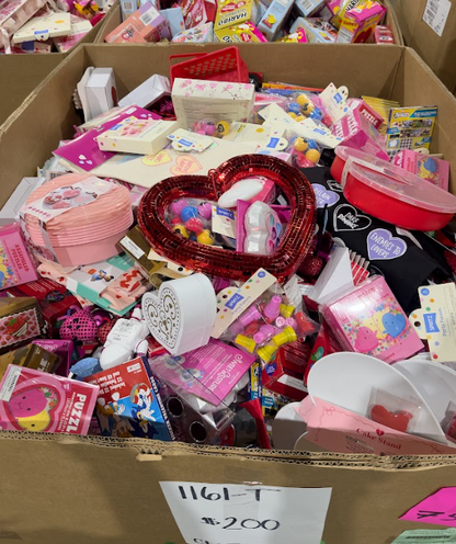 Valentine Party Supplies & Toys Pallet-1161-T $200 SALE